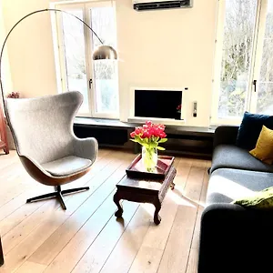 L'atique By Agelandkaai Be With Free Parking Appartement