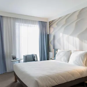 Novotel Centre Отель